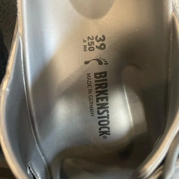 BIRKENSTOCK the Arizona two-strap design size 39 - Picture 2 of 6